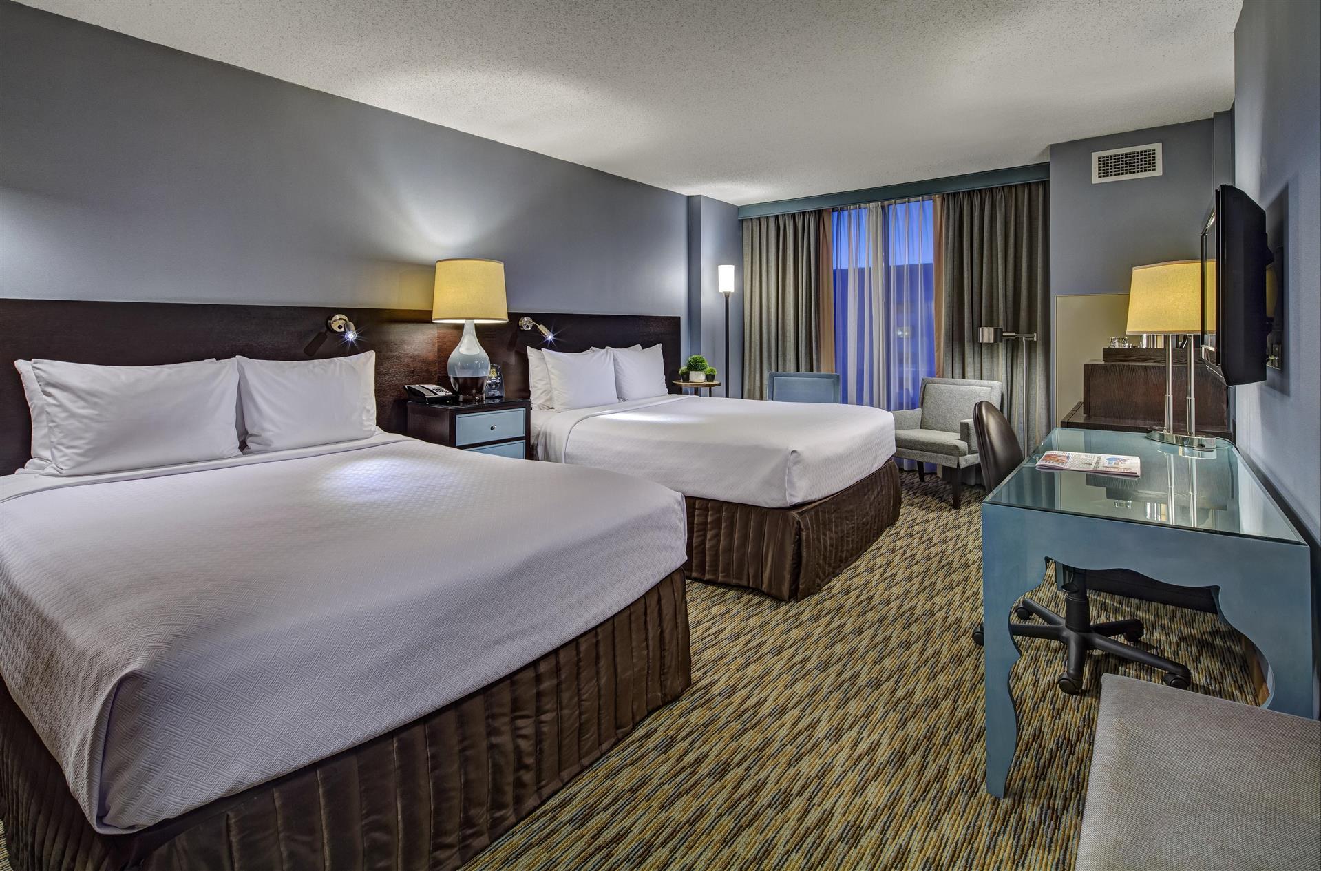 Crowne Plaza Lombard Downers Grove image