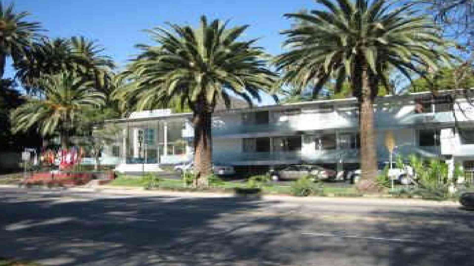 Highland Gardens Hotel, Hollywood, CA