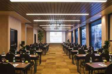 The Lakefront Anchorage – A Millennium Hotel в Anchorage, AK