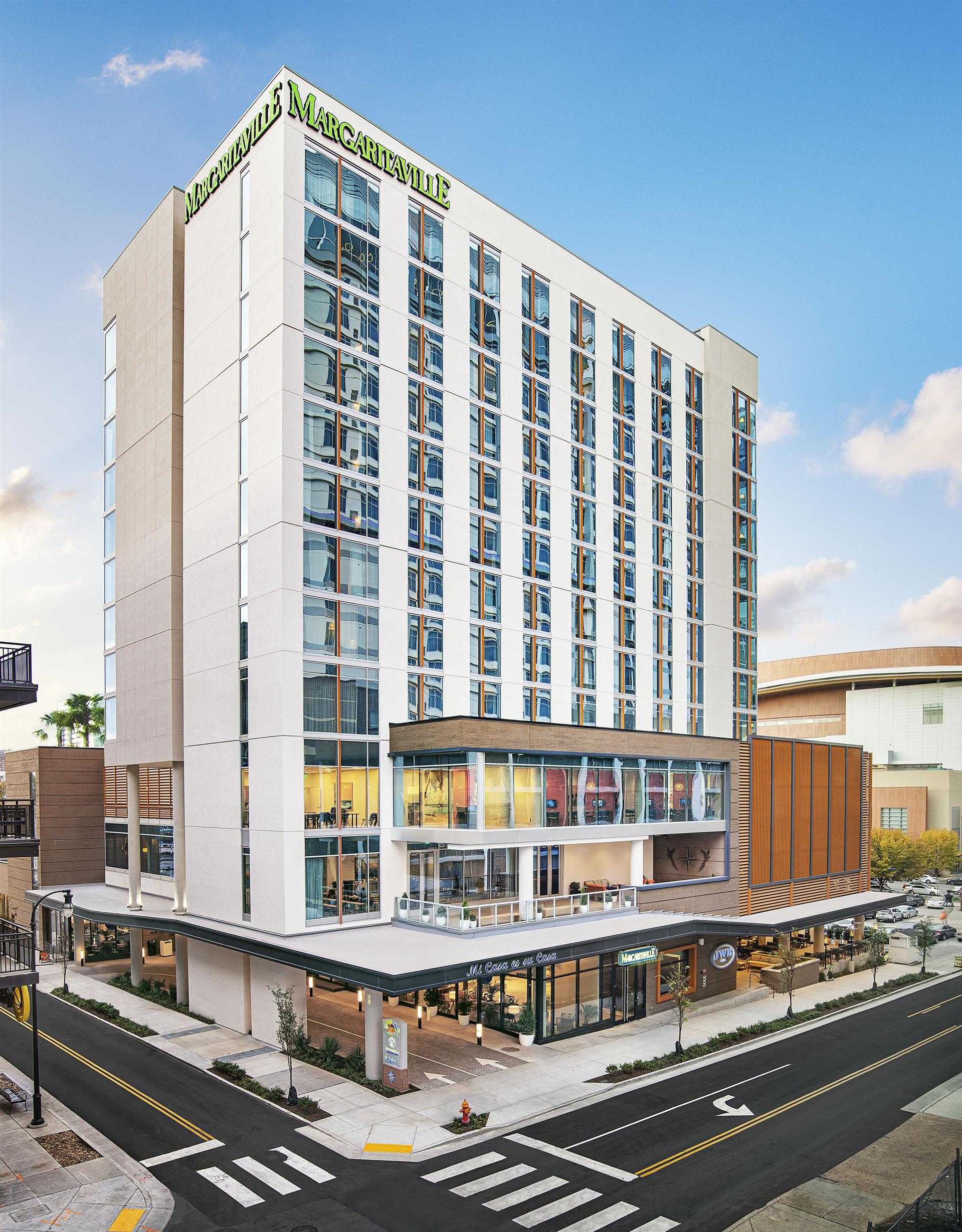 Margaritaville Hotel Nashville в Nashville, TN