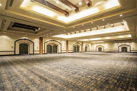 Kimpton Miralina Resort & Villas в Скоттсдейл, AZ