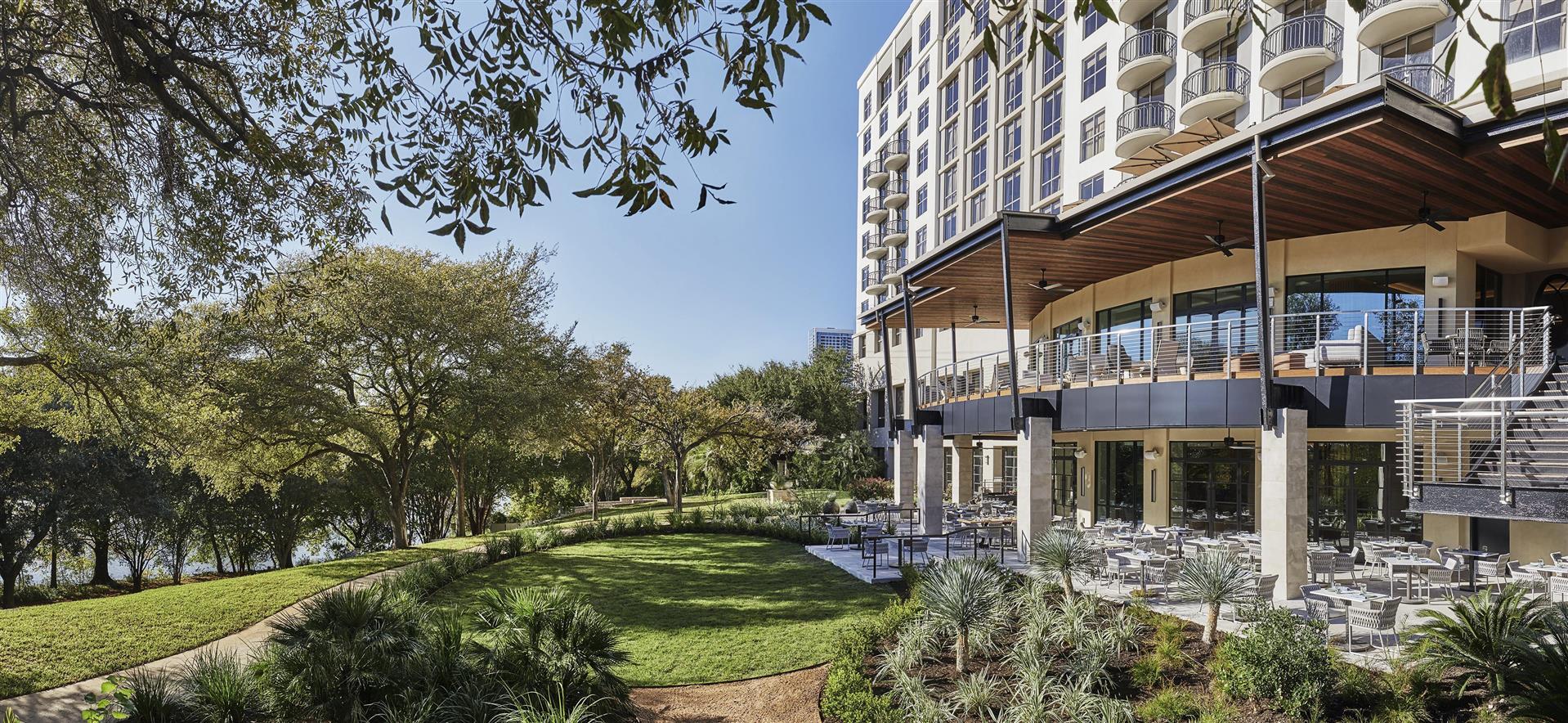 Four Seasons Hotel Austin image