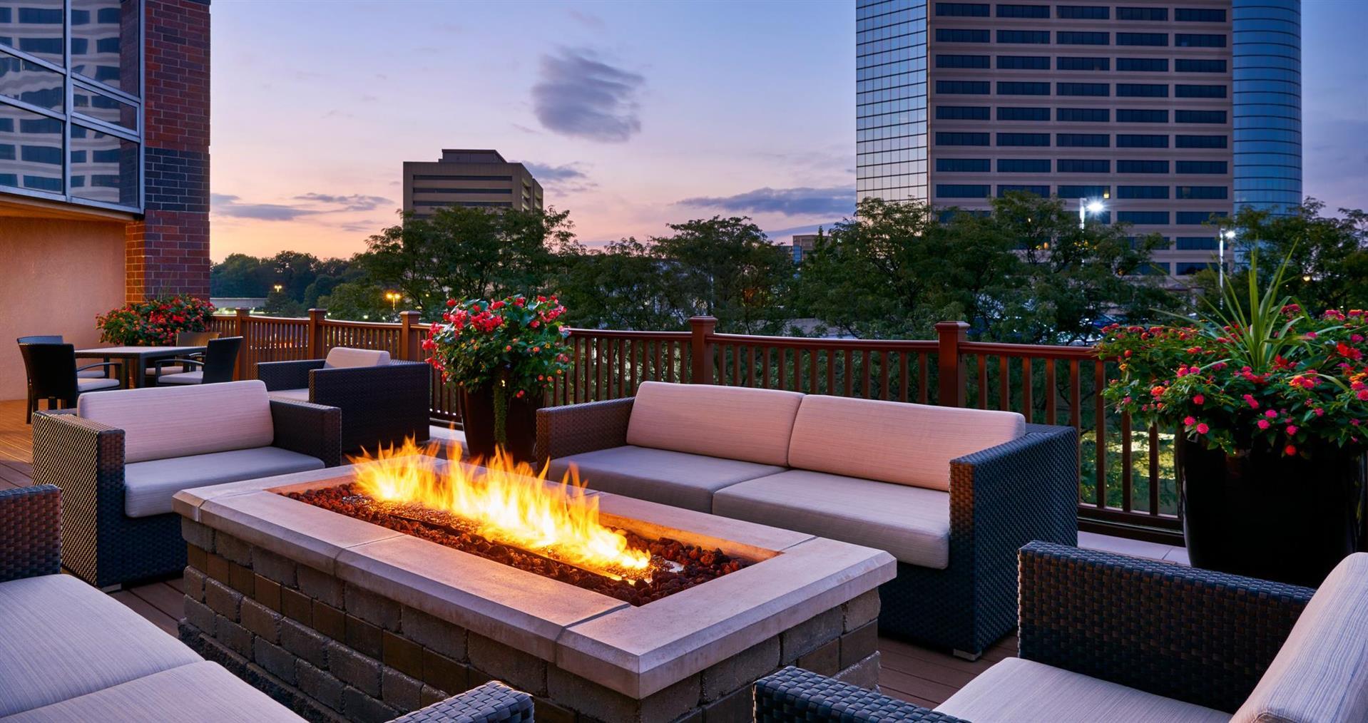 Sheraton Indianapolis Hotel at Keystone Crossing in Indianapolis, IN