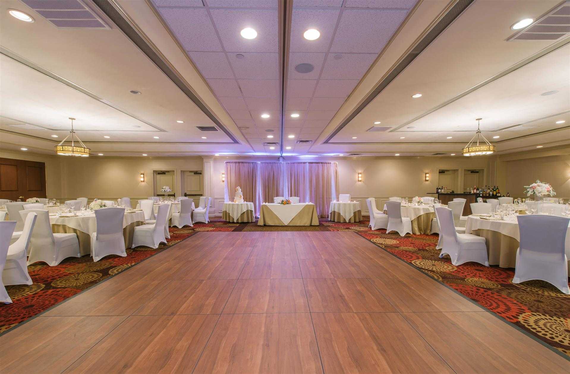 Hotel MTK Mount Kisco в Mt. Kisco, NY