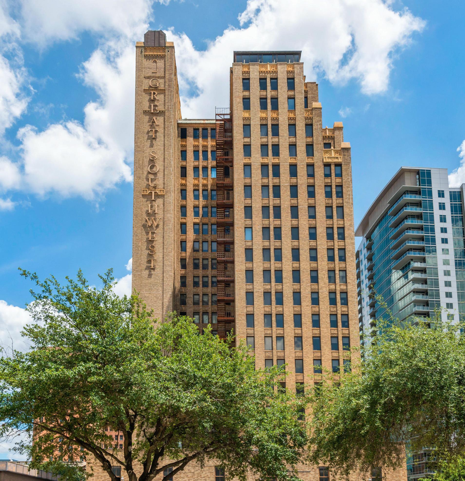 Cambria Houston Downtown Convention image
