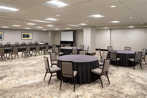 Hilton Chicago O'Hare Airport в Chicago, IL