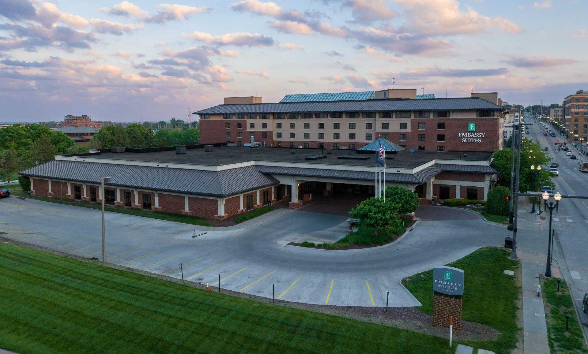 Omaha, NEにおけるEmbassy Suites by Hilton Omaha Downtown Old Market