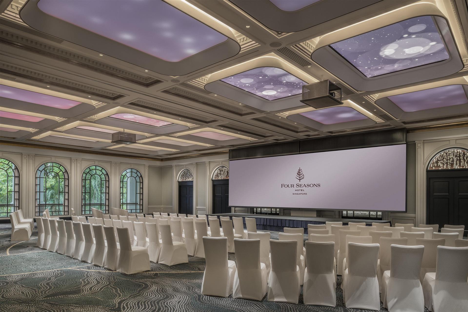 Four Seasons Hotel Singapore image