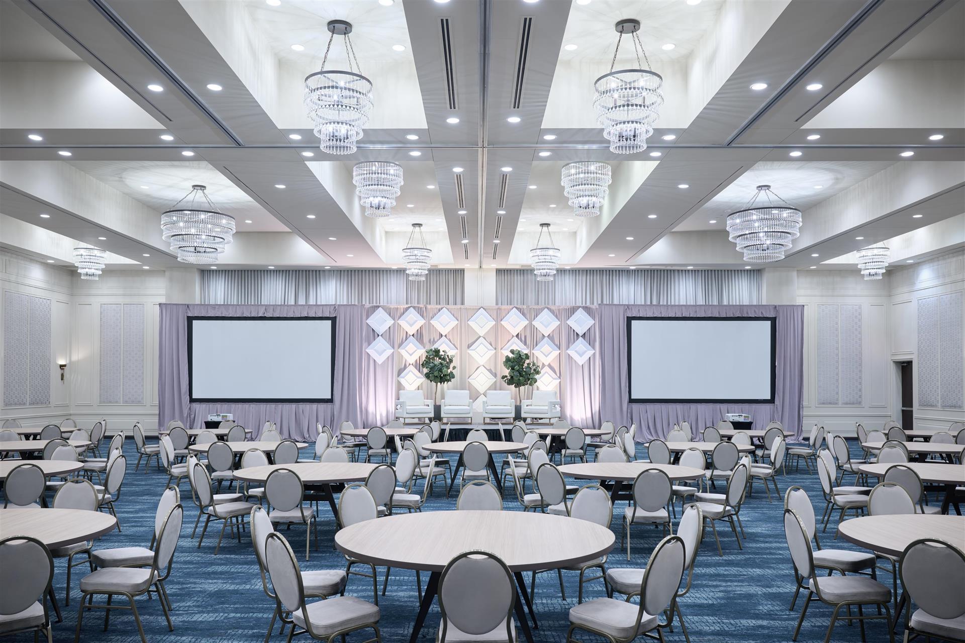 Hutton Hotel - Travel & Leisure Magazine Top 5 Hotel in Nashville в Nashville, TN