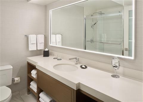 The Westin Indianapolis в Indianapolis, IN