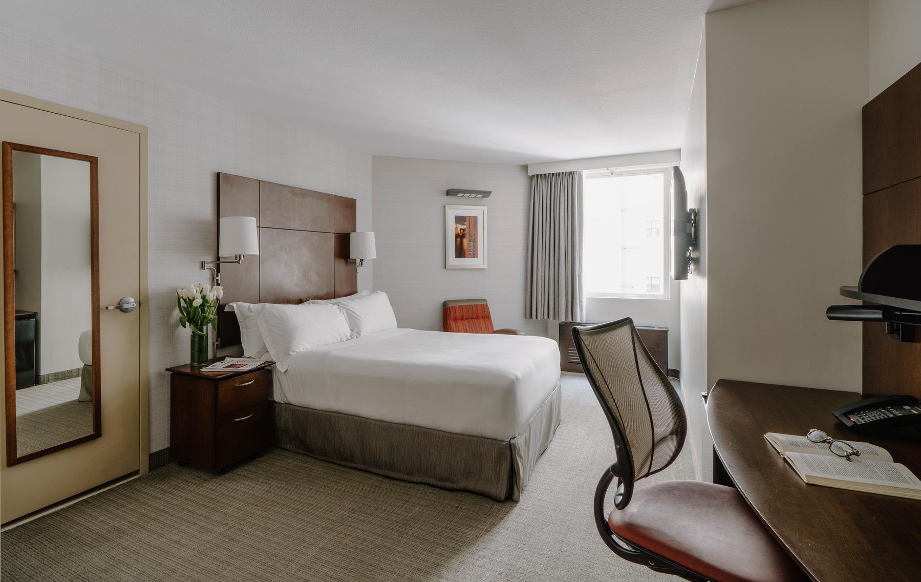 Club Quarters Hotel in San Francisco image