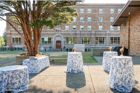 The Lodge at St. Edward State Park a Kenmore, WA