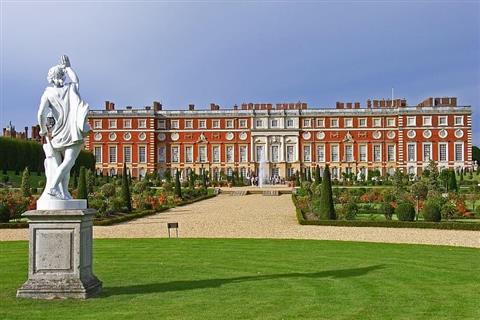 Hampton Court Palace