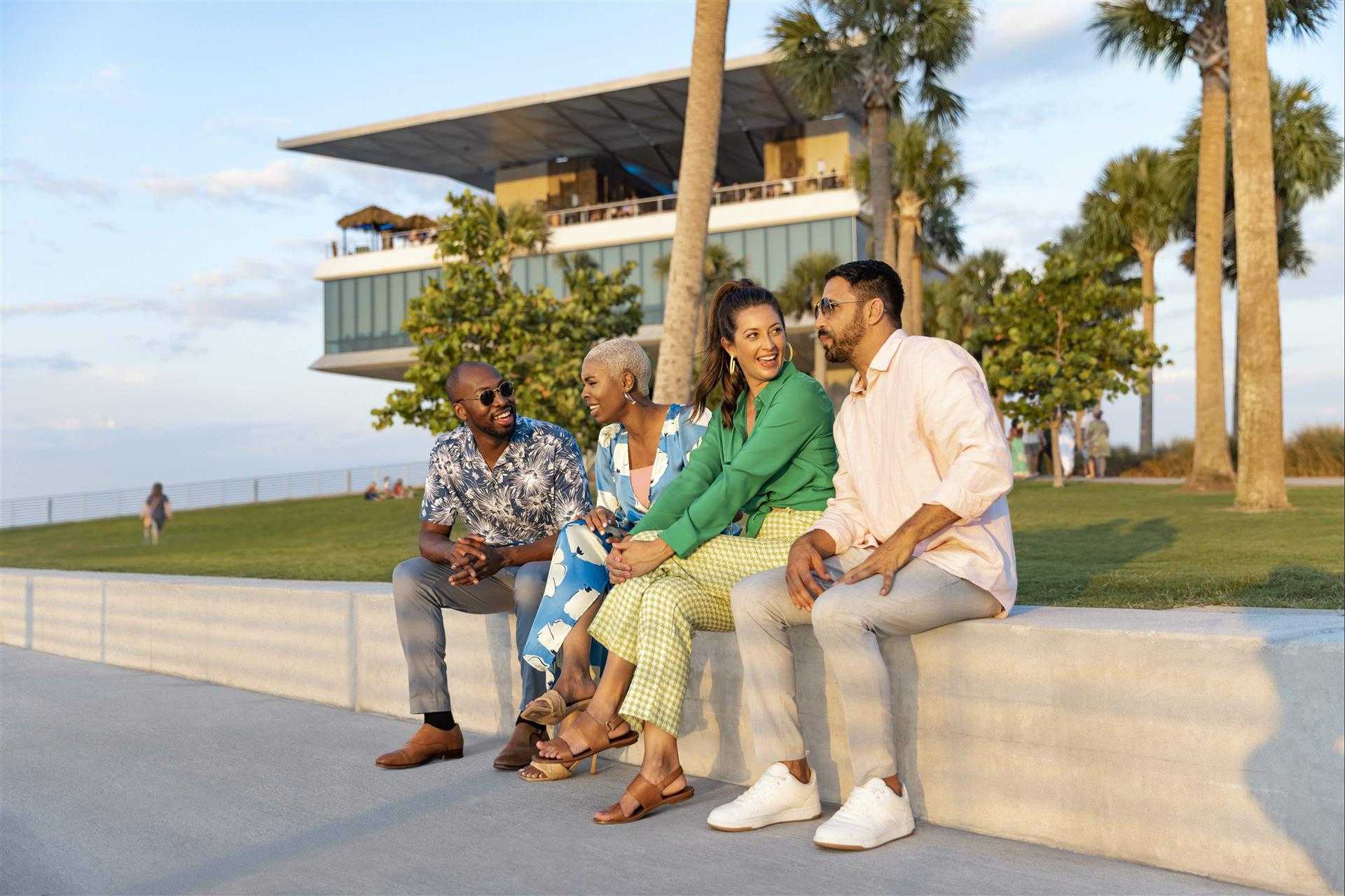 Visit St. Pete/Clearwater в Largo, FL