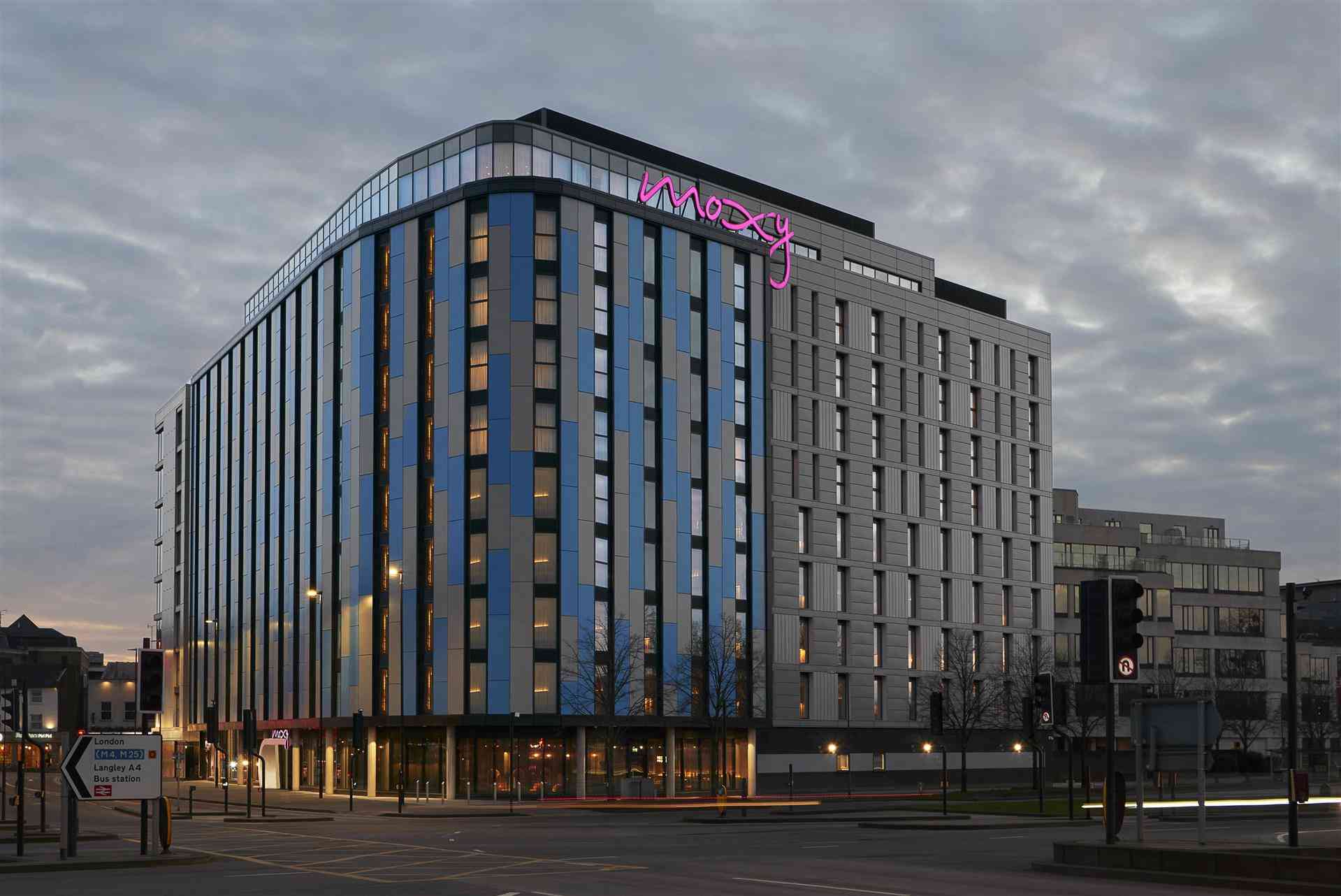 Moxy Slough and Residence Inn Slough à Slough, GB1