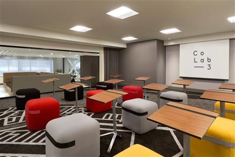 Fairmont The Queen Elizabeth в Montreal, QC