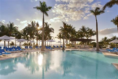 The St. Regis Bal Harbour Resort в Bal Harbour, FL