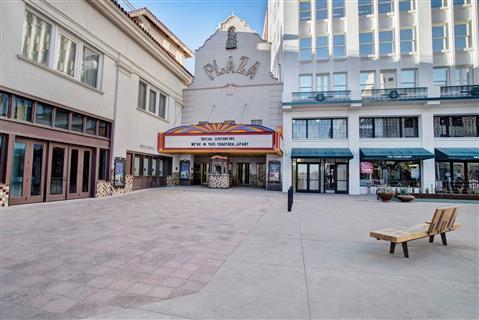 Plaza Theatre