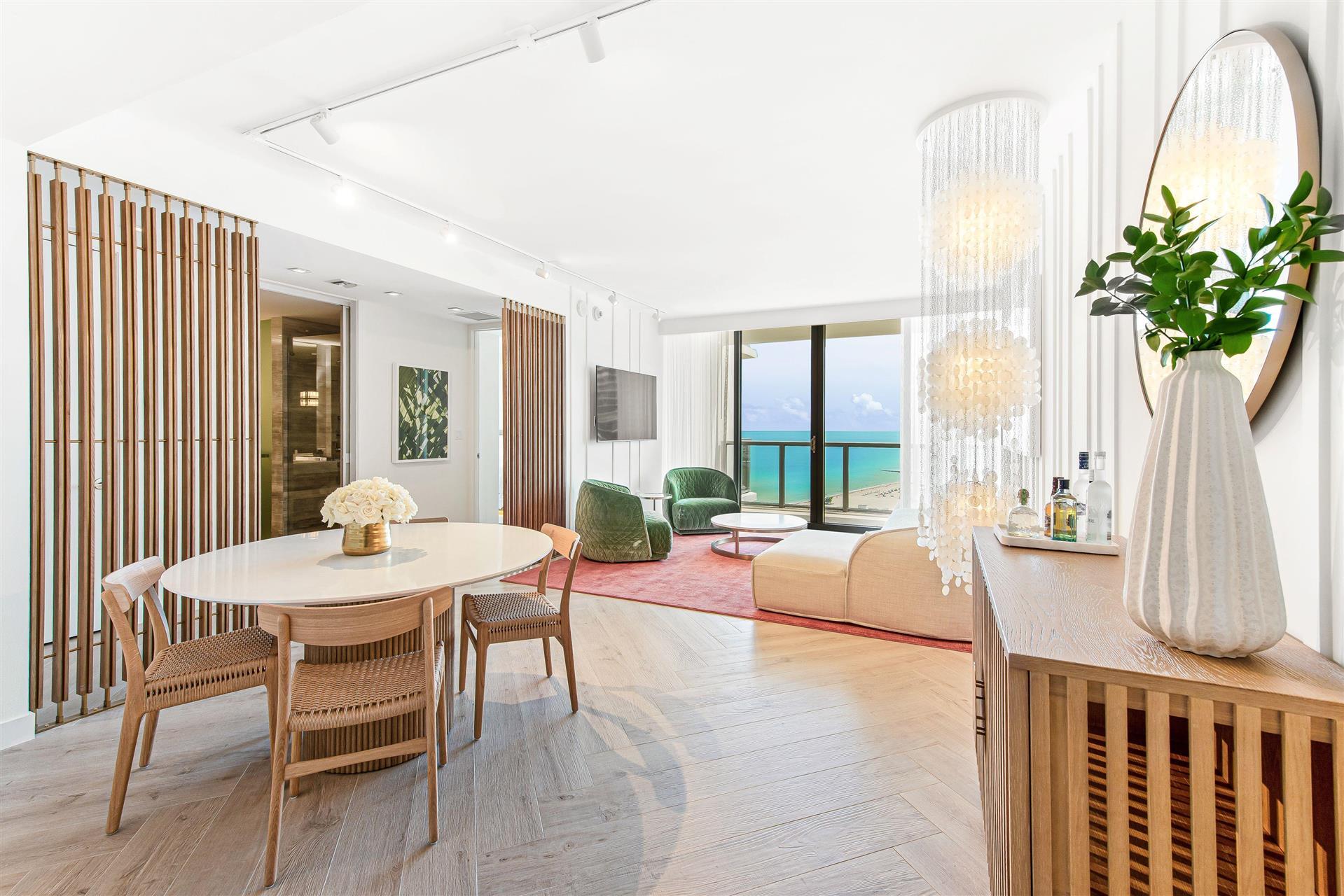 W South Beach i Miami Beach, FL