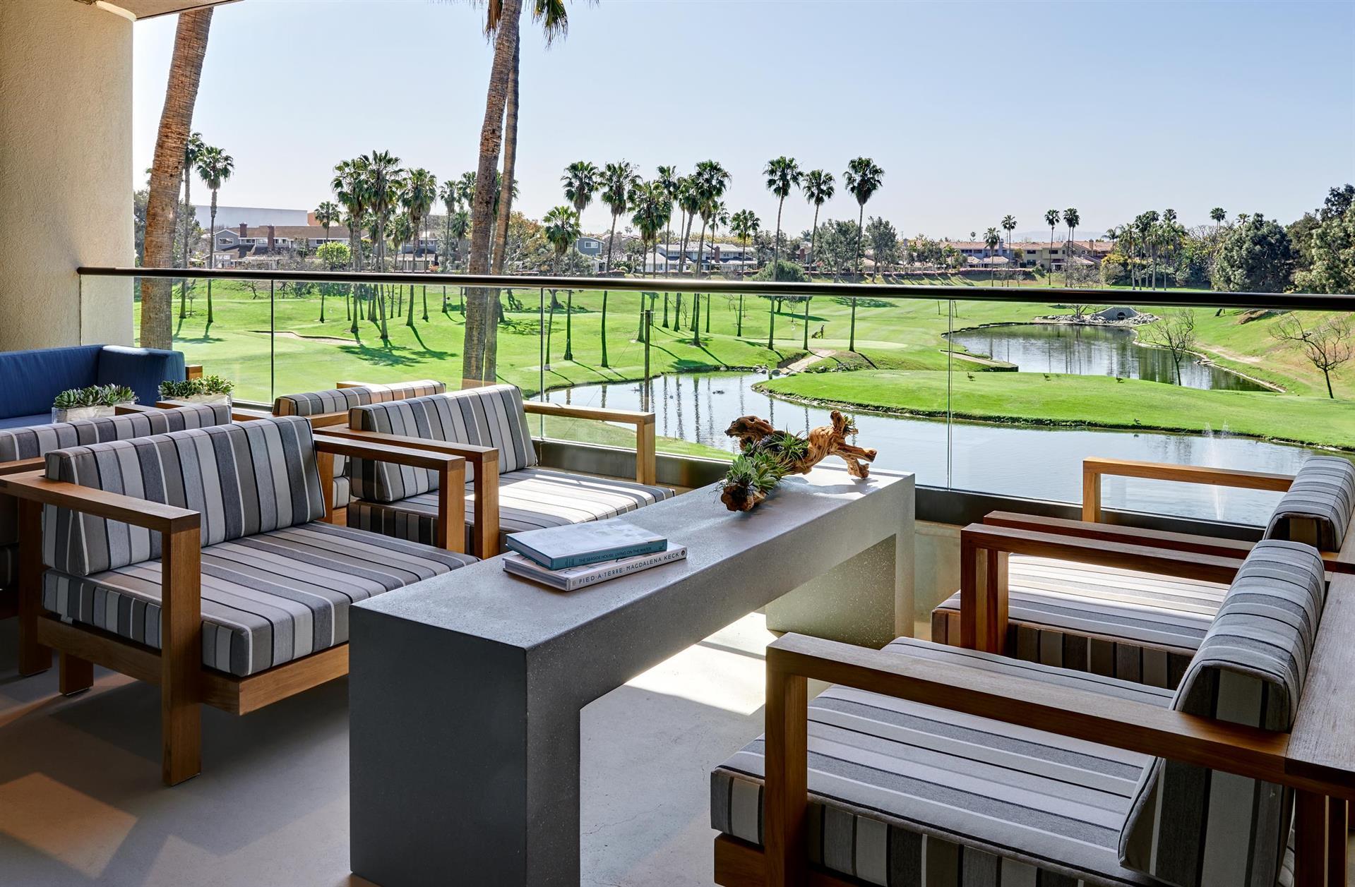 westdrift Manhattan Beach, Autograph Collection image