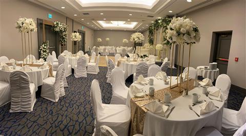 DoubleTree by Hilton Calgary North, Calgary, AB