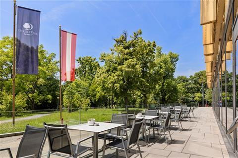 DoubleTree by Hilton Vienna Schonbrunn a Vienna, AT