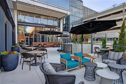 Omaha, NEにおけるThe Farnam, Autograph Collection