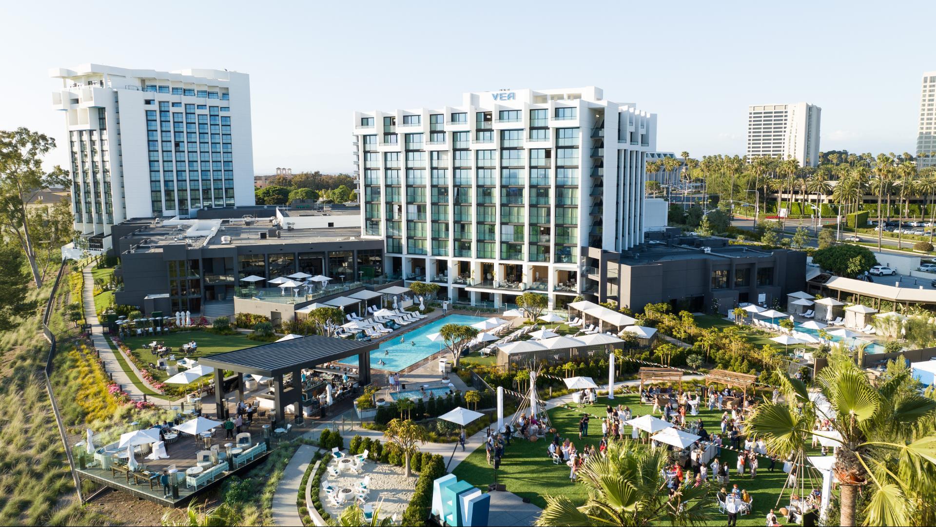 VEA Newport Beach, A Marriott Resort & Spa image