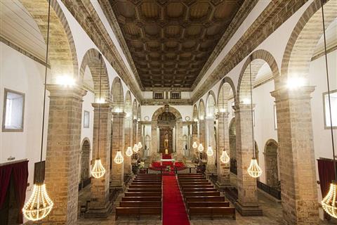 Visita Sé Catedral de Angra
