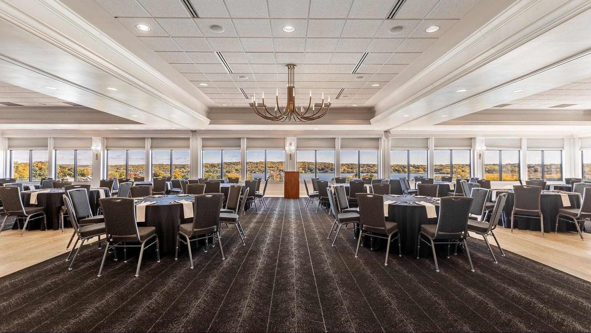 Lake Geneva, WI 的 Destination Geneva National