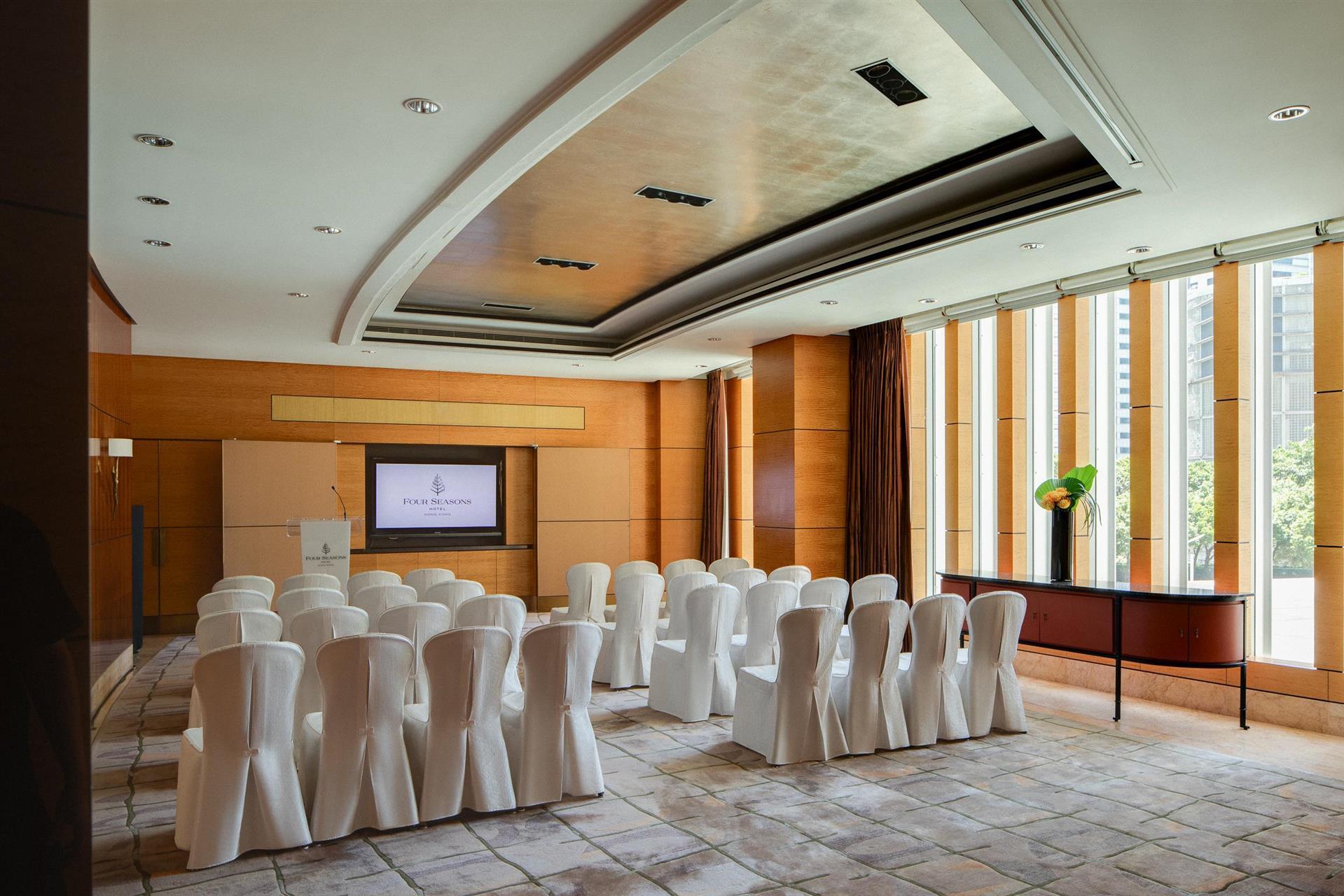 ミーティングルームの画像