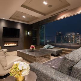 One King West Hotel & Residence in Toronto, ON