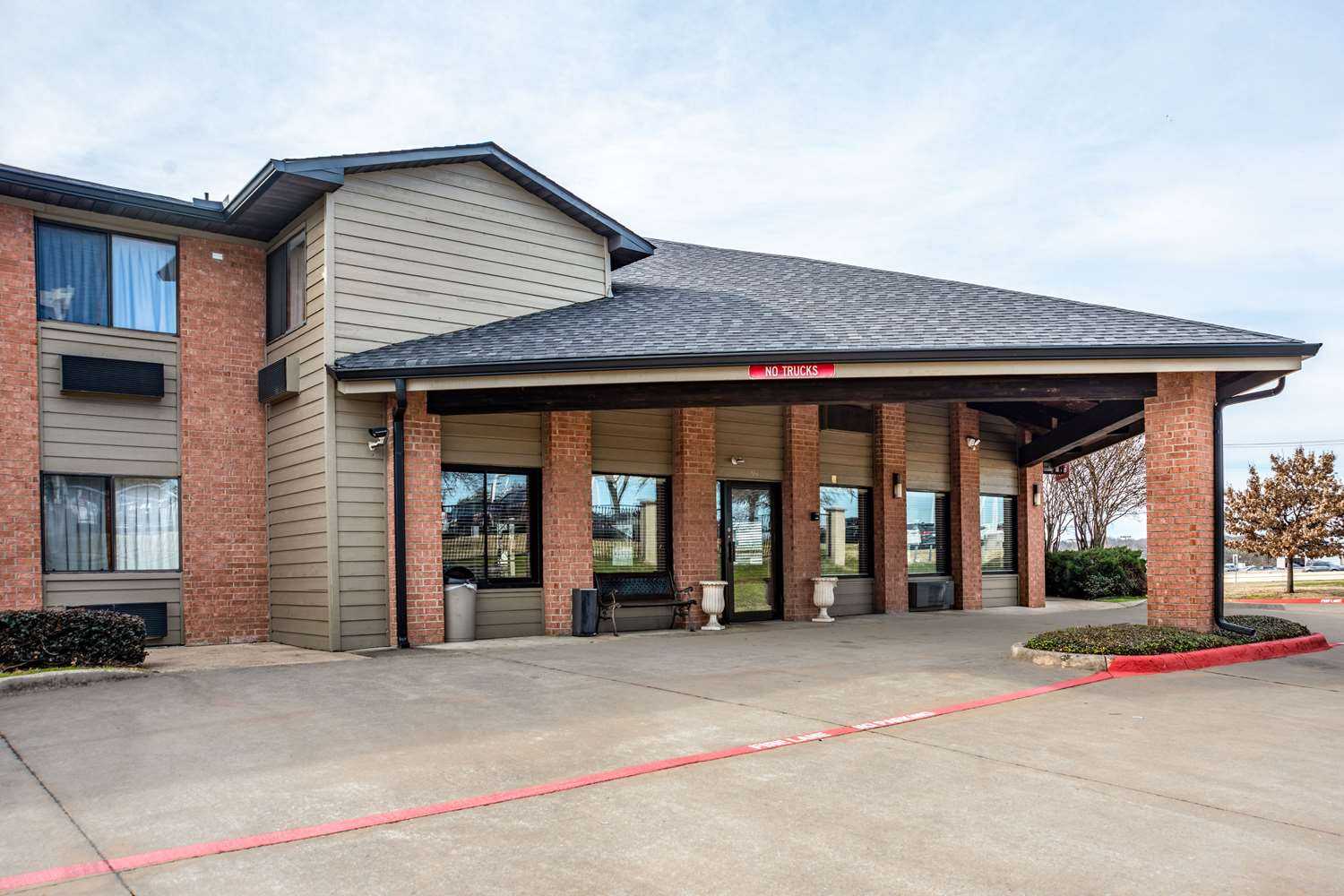Mckinney, TX의 Econo Lodge Inn And Suites