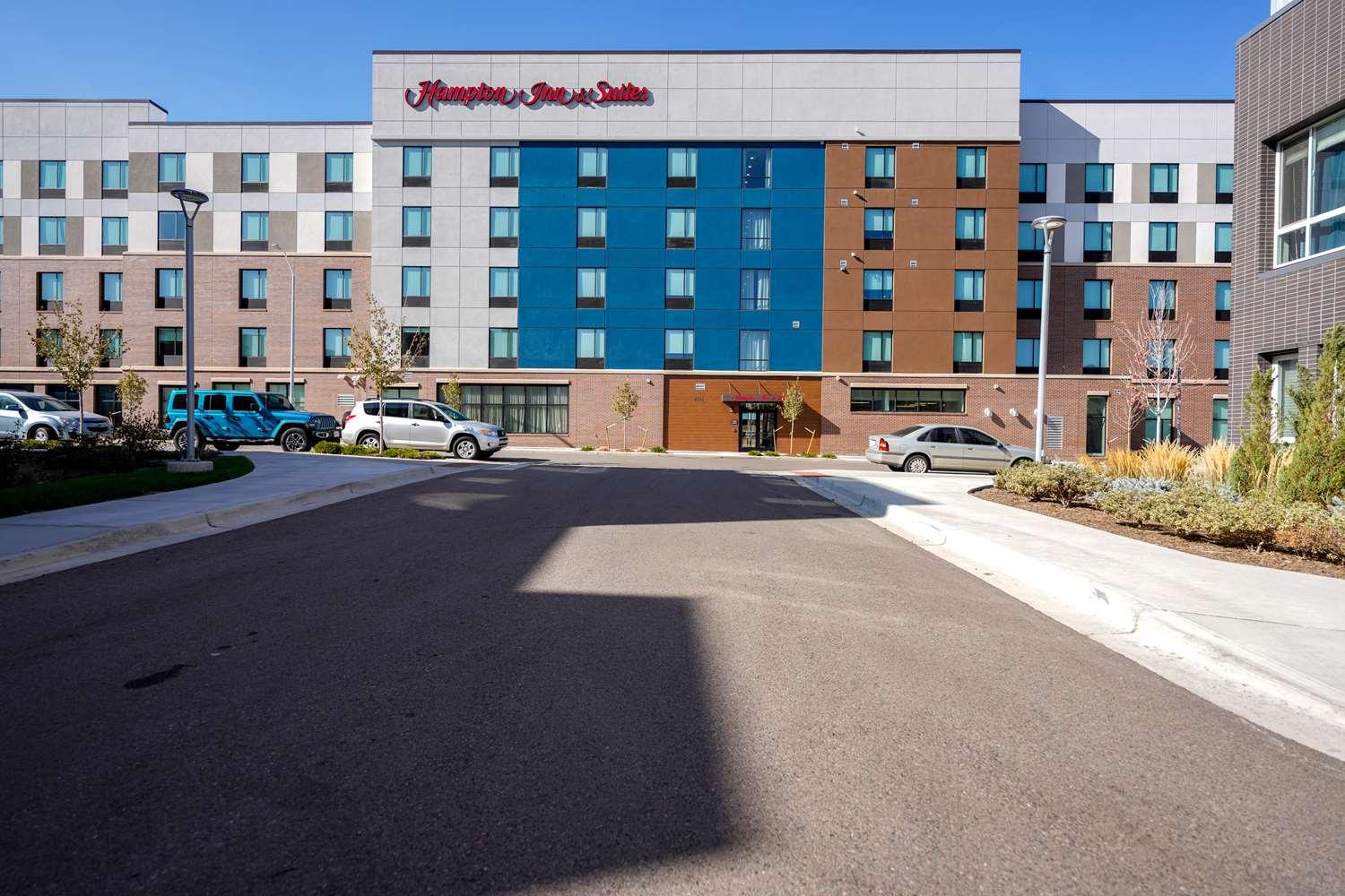 Hampton Inn & Suites Aurora South Denver image