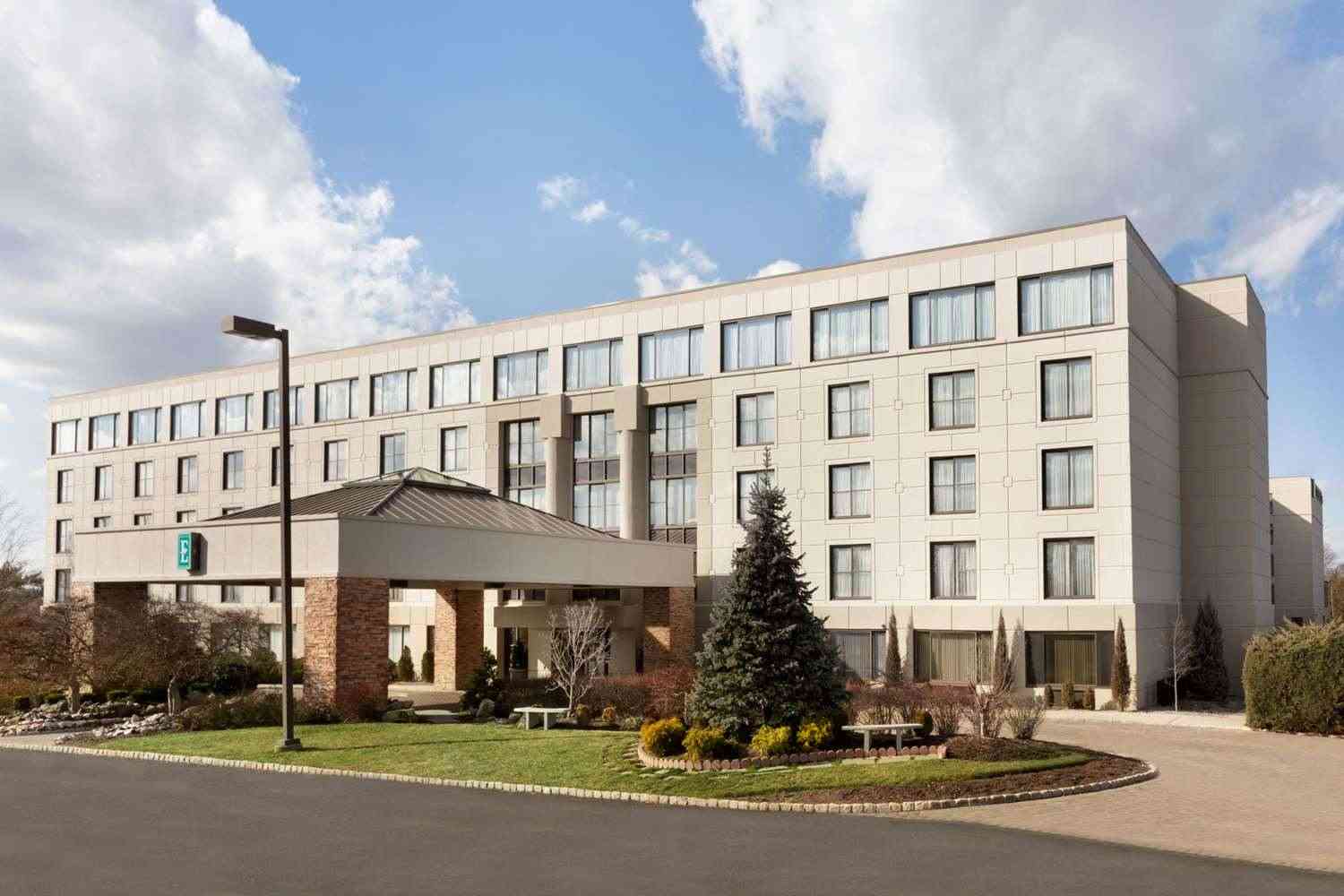 Embassy Suites by Hilton Piscataway Somerset в Piscataway, NJ