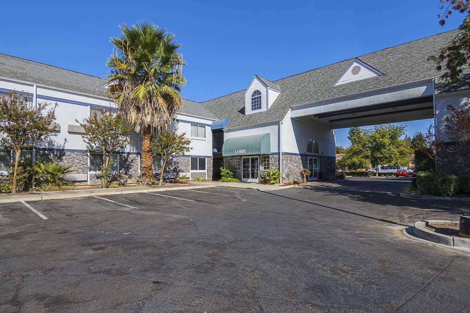 Fresno, CAにおけるQuality Inn Fresno Yosemite Airport