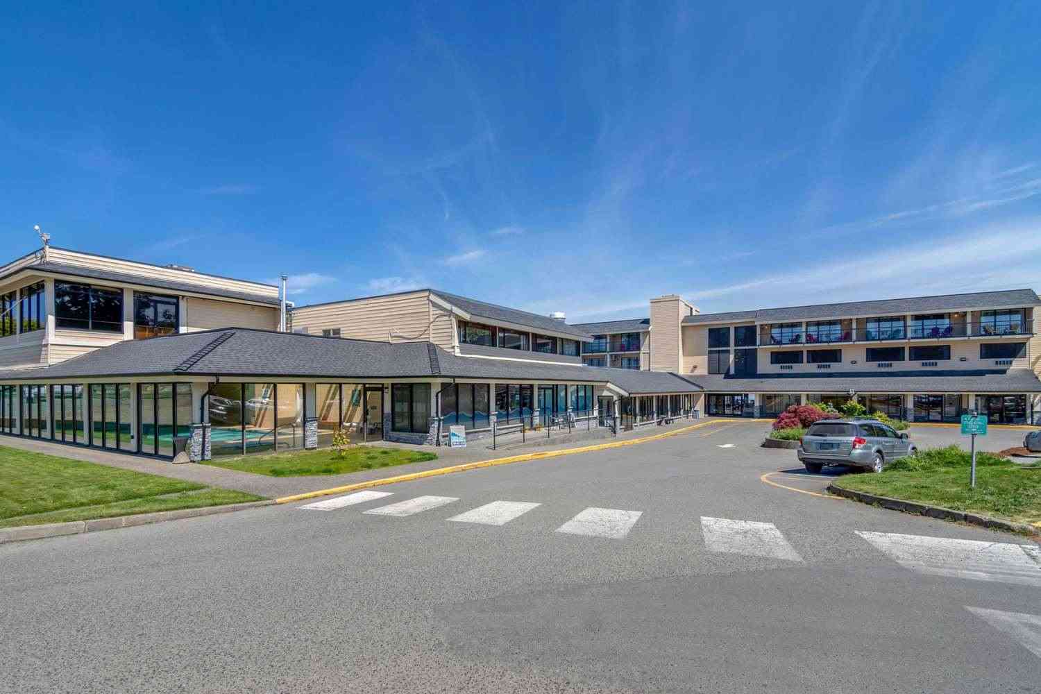 Parksville, BC의 Bayside Resort Ascend Hotel Collection